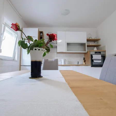 Apartman Ive * Sukošan